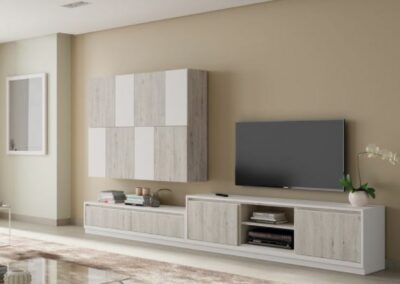 Combina el mueble principal con un gran módulo alto para conseguir el equilibrio perfecto.