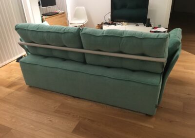 En el mundo de los sofás cama podemos encontrar multitud de sistemas en el mercado: convertible normal, sistema italiano, clik-clak, acordeón, sofá cama nido, etc.